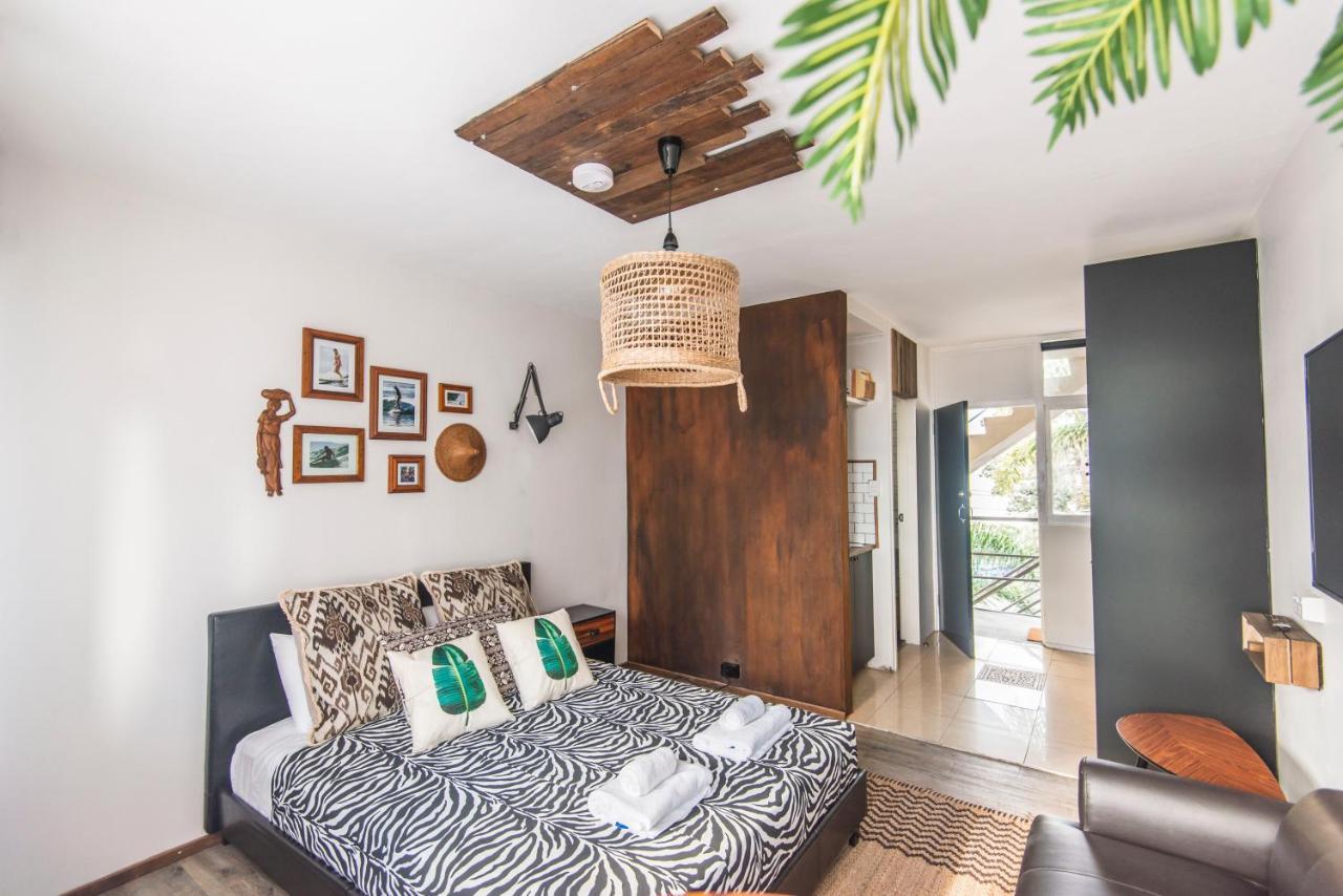 Manly Waves Studios & Apartments Sydney Exteriör bild