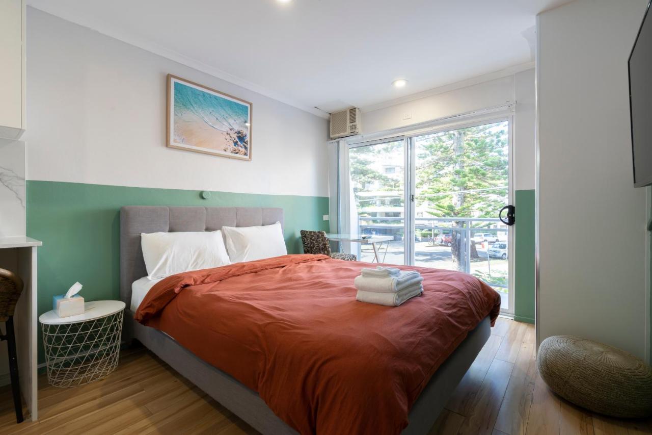 Manly Waves Studios & Apartments Sydney Exteriör bild