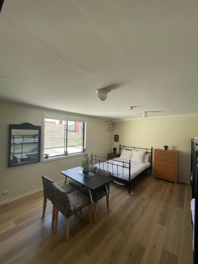 Manly Waves Studios & Apartments Sydney Exteriör bild